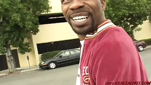 Eş gets anal seks itibaren dev siyah horoz