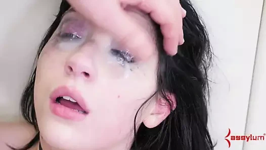 Anal köle dövülerek derin tarafından femdom bdsm sürtük