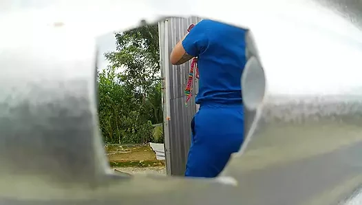 Hemşire plaj soyunma odasında kaydedildi