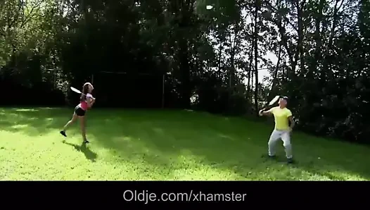 O benim üvey kızımın aptalı