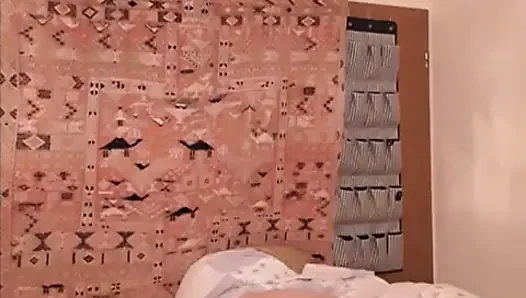 Büyükannenin Iyi Bir Sevişmeye Ihtiyacı Var!