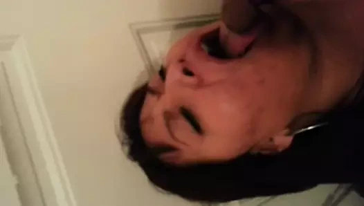 Fışkırtma içinde ona ağız