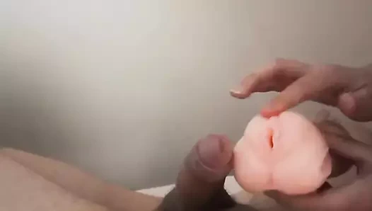 Gf Mastürbasyon ile bir oyuncak (cum içeride)