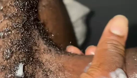 Üvey anne üvey oğluna nasıl mastürbasyon yapmayı öğretiyor