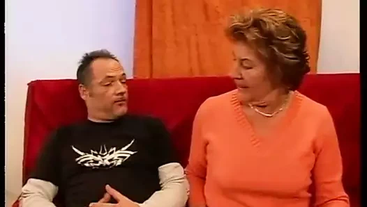 La gang scopa nonne colpisce ancora