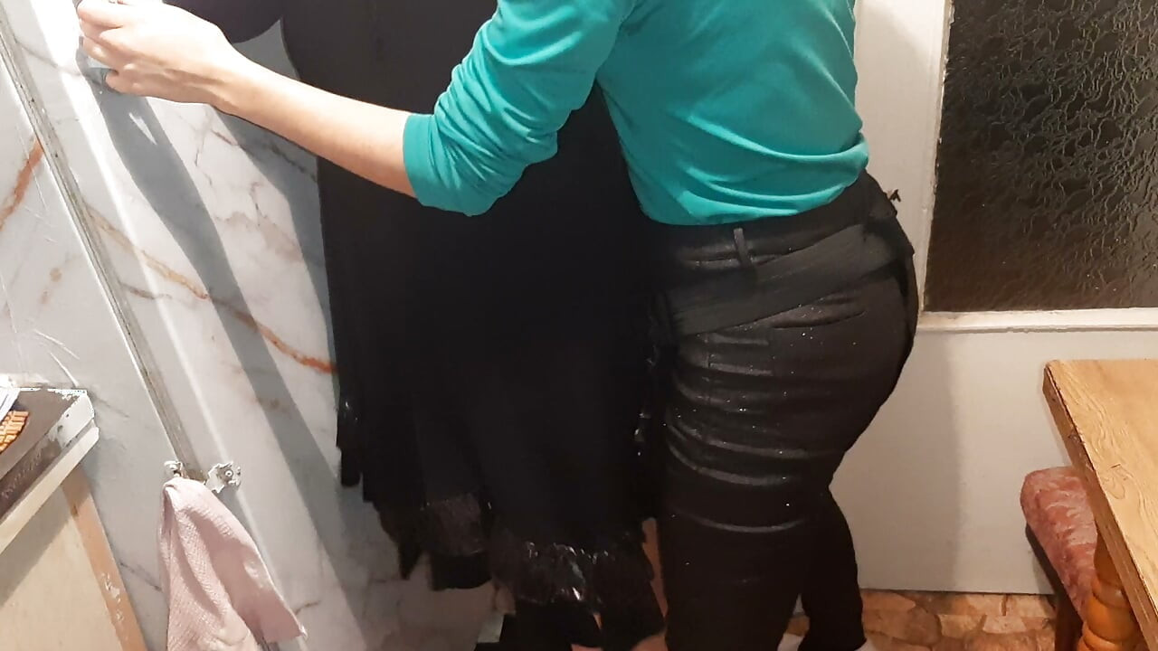 I watch and masturbate while my girlfriend fucks my stepmother