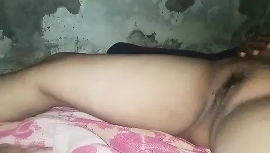 Fışkırtmak için kayınvalidesinin deliğini parçalıyor