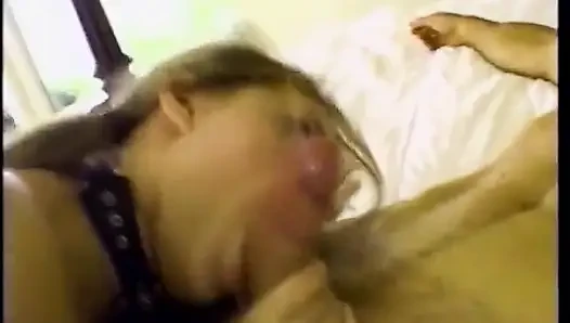 Amcık sikişi götlü kızın arkasından geliyor