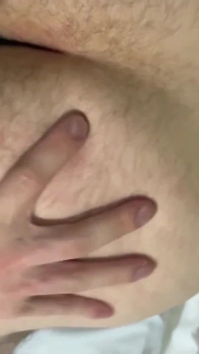 Волнующий момент из "Горячий грузинский ебарь хорошо трахается"