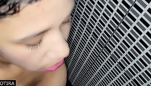 Yaramaz Bir Hizmetçi Tuttu Ve Sonunda Onu Sıcak Siktirdi