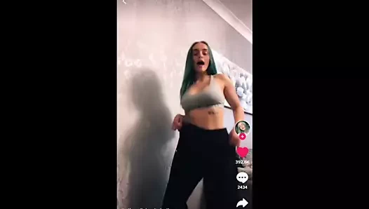 Ağır çekimde eski kız arkadaşı