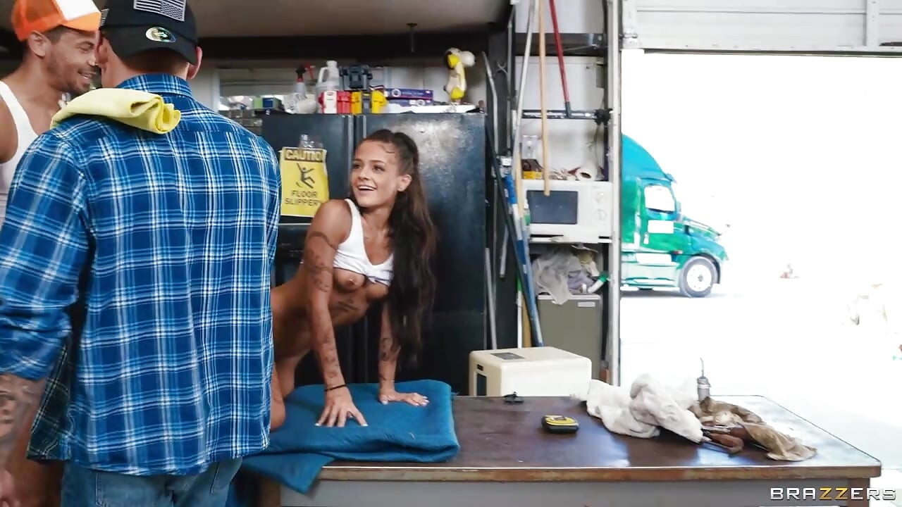 Kamyon üstü sikiciler vol 1 ryan reid brazzers