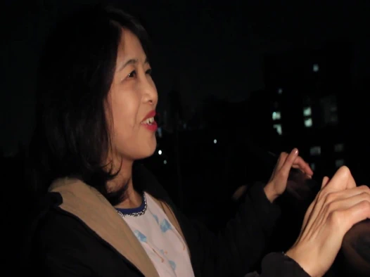 M967G04 Genç bir adamla seks yapmak istediği için Tokyo'ya gelen tombul olgun bir kadın!