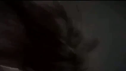 Üç latin kız birbirleriyle eğleniyor