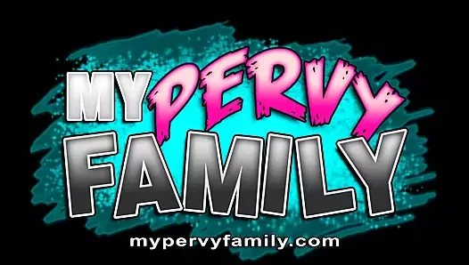 Sıcak üvey kardeş madelyn monroe gets outed için olmak online