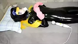 Kigurumi - nefes oyunu kendini titretir