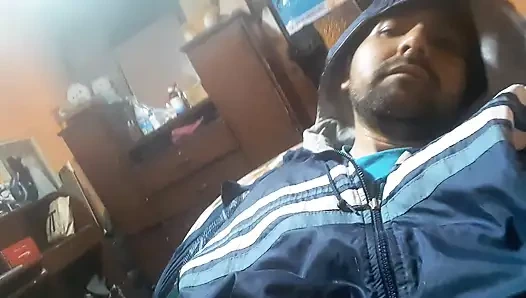 İKI AYıYLA BOŞALıYOR VE OYNUYORUM