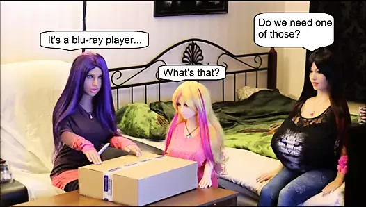 Blu-ray oynatıcının kutusunun açılması (seks bebekleri ile).mp4