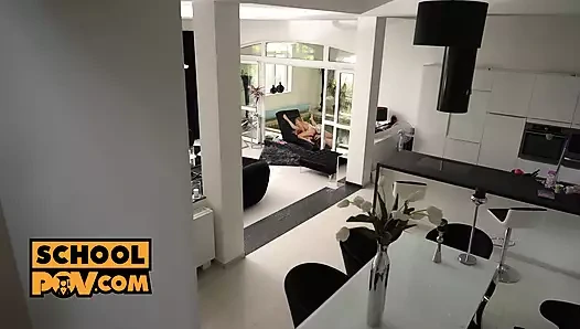 Bakış açısı - sürtük öğrenciler angelika greys, francis belle ve zazie skymm sizi dörtlü olmaya davet ediyor