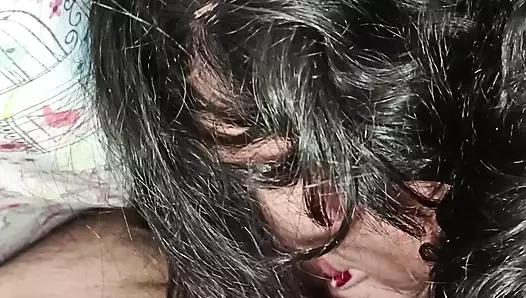 Çok iyi😋 emiyor, bizi dinlediğinize dikkat edin! 🥵