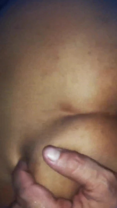 Захватывающий момент из "сексуальный малыш трахнул меня так хорошо"