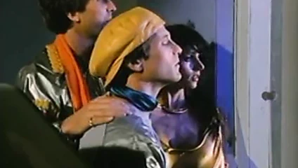 Kozmik orospular eğlenceli işkencecilerdir