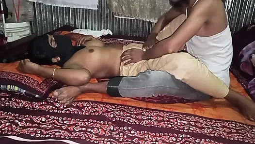 Sert sikiş videosu. Karı koca seks videosu.