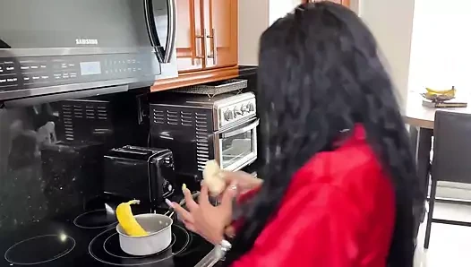 Barbie Garcia bu gece doğru kapıyı çaldığım 10'da 10'unda heteroseksüel! Bu kız tam sevdiğim gibi tombul