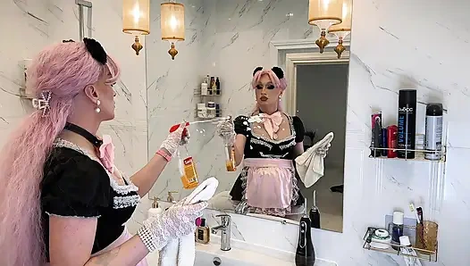 Seksi travesti kadın kılıklı transeksüel trans ateşli sakso ve boşalma