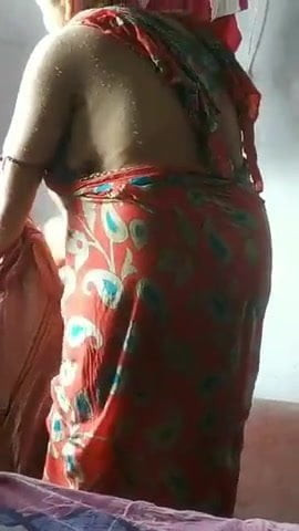 Desi aunty değişen bez