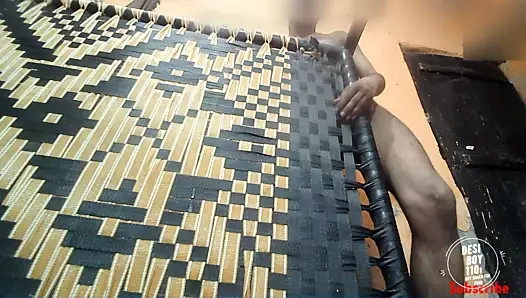 INDIAN BOY FUN, palang ke chhed mein lund ghusa kar, Cock in the bunk hole