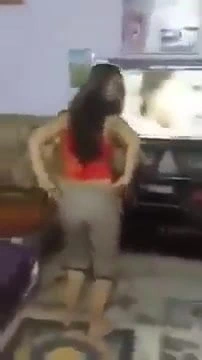 Iraklı Arap kız dans ediyor - Irak dansı