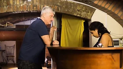 Biraz sıkıntıda doğal büyük memeler