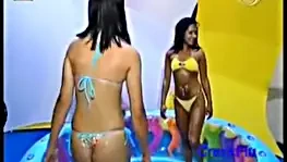 seksi kızlar yağlı güreş