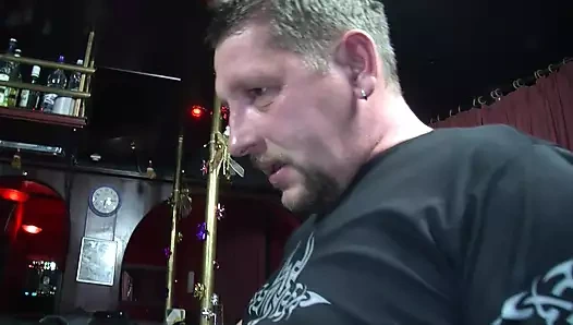 Tüm bu alman olgun ep 4 herhangi bir yerde sikmek istiyorum