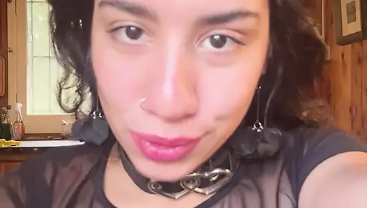 Baskın latin kadın transparan üstte - sert kendi kendine şaplak atıyor - souphicherry