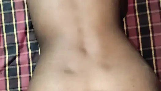 Hintli kadın baştan çıkarıyor