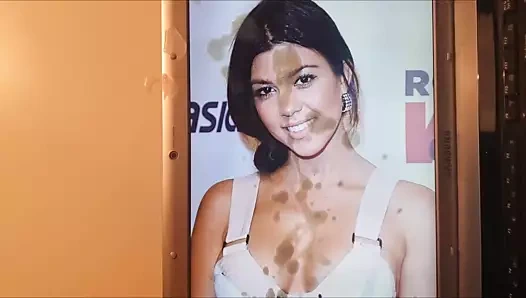 Kourtney kardashian boşalıyor 3