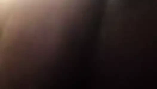 Yaşlı video nine götüne sokuyor