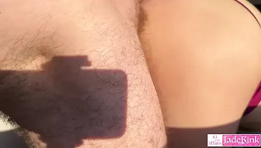 Ateşli sarışın öğrenci Jade Kink otel odasında sikiliyor