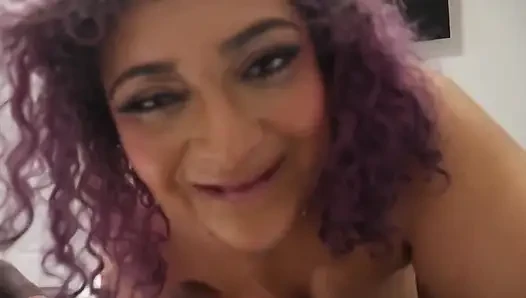 Anita Valentina yarağını emiyor