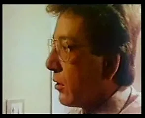 Yunan porno aggeloi tis diastrofis (1983)