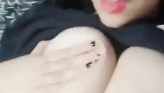 Sheela sürme horoz goa seksi büyük göğüsler 9500857264