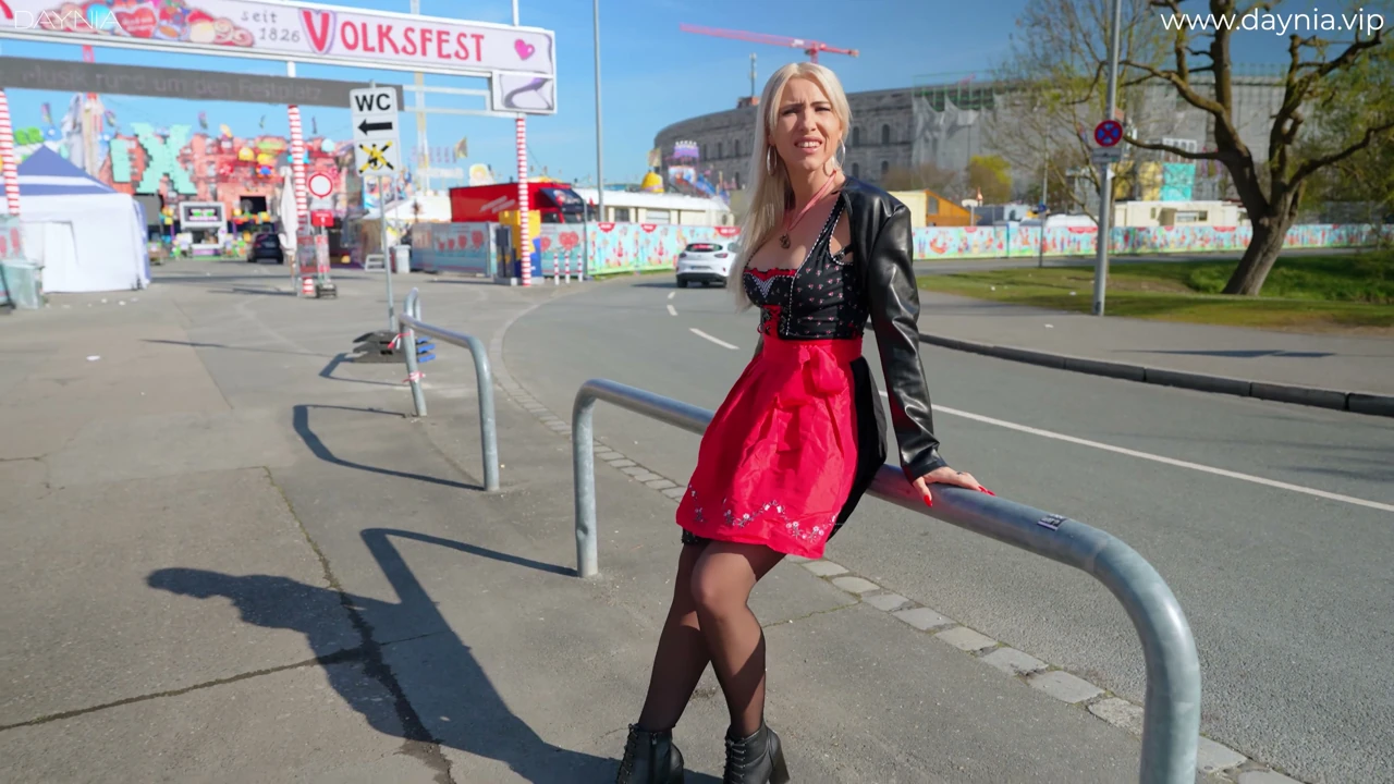GERMAN MILF in DIRNDL – Outdoor AO in ALL HOLES fucked + MEGA FACIAL