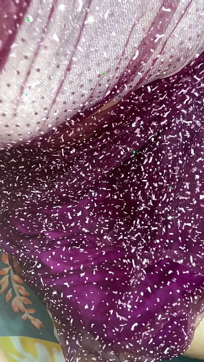 Kayınbiraderi yeni sari içinde baldızını çok sikiyor