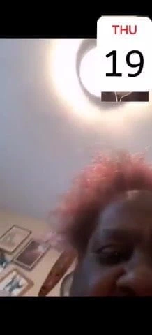 Sulu Judy dölümü seviyor