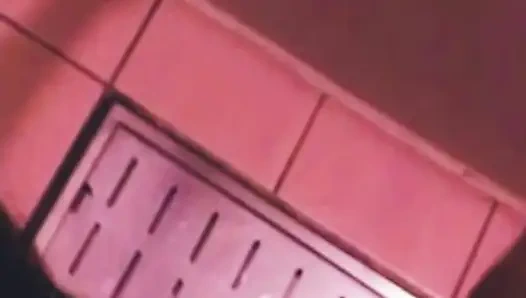 Gizli sekreter özrünü gırtlağına kadar alıyor