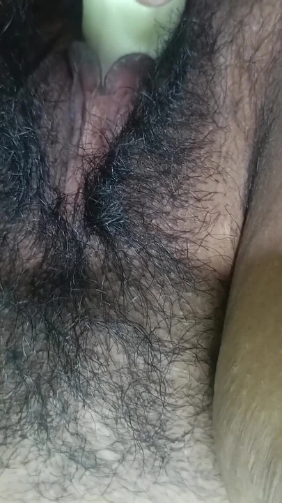 Тамильская пара в позе спины