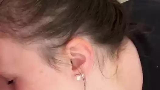 Tuvalette kirli derin thorat ve azgın cum shot