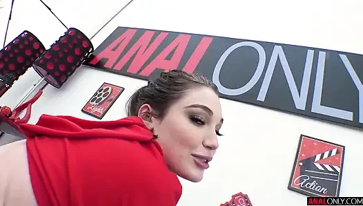Анальный выпуск Lily